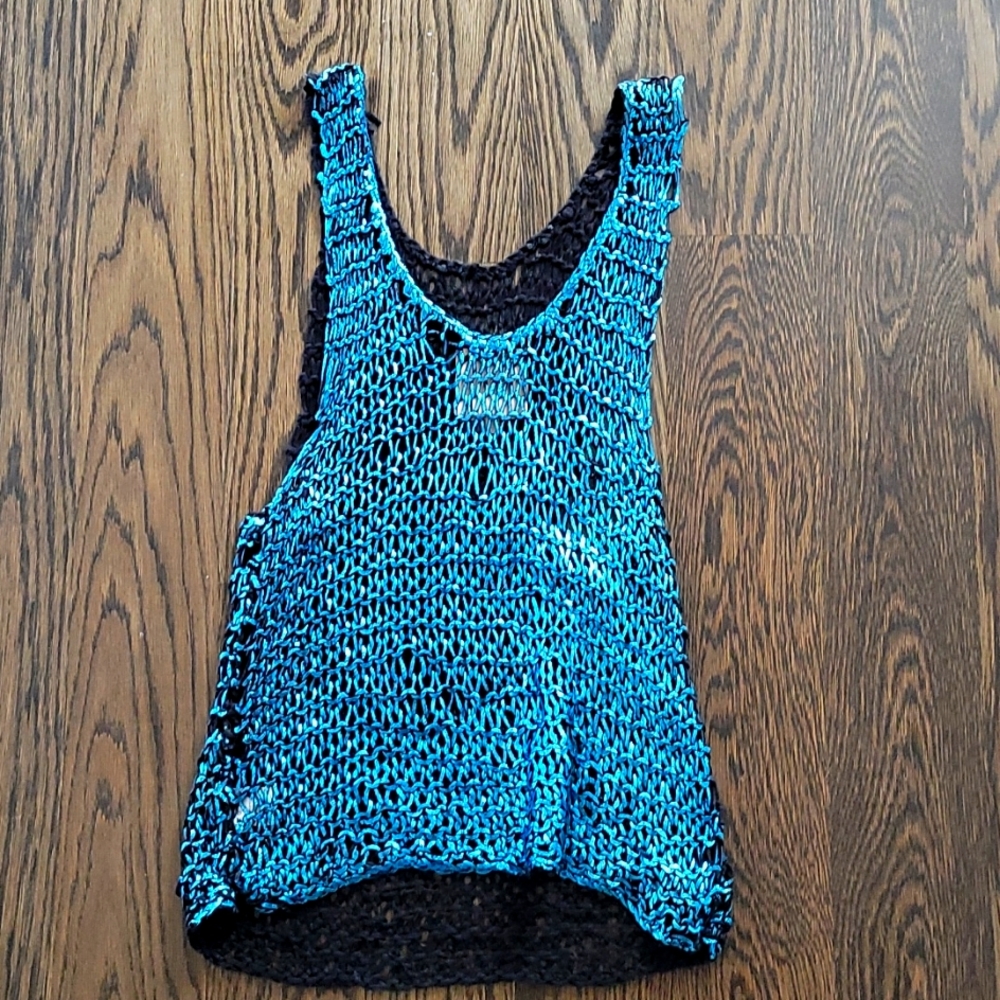 Chaser xs knotted metallic sweater tank top